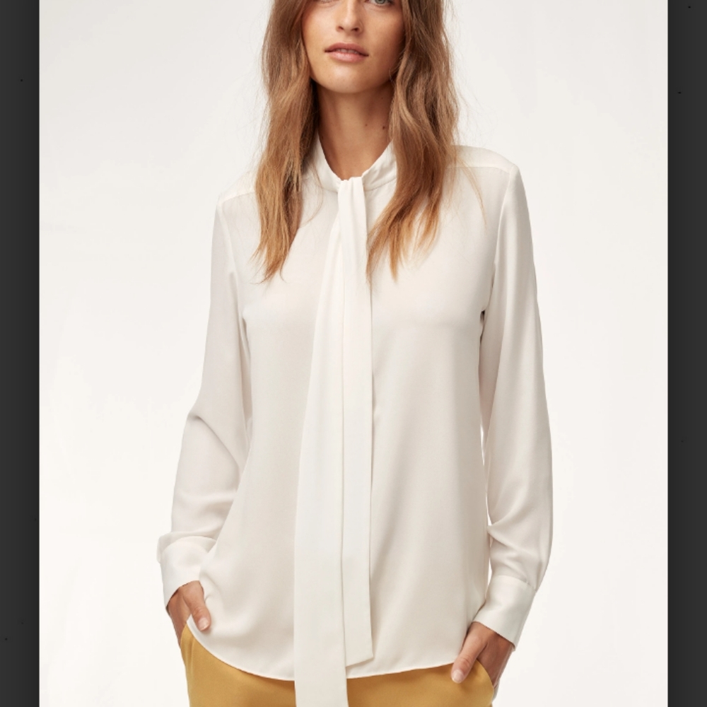 ARITZIA Babaton Off-white Pussybow Blouse